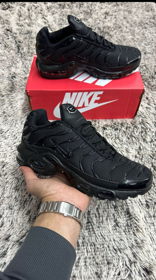 Nike TN Negras