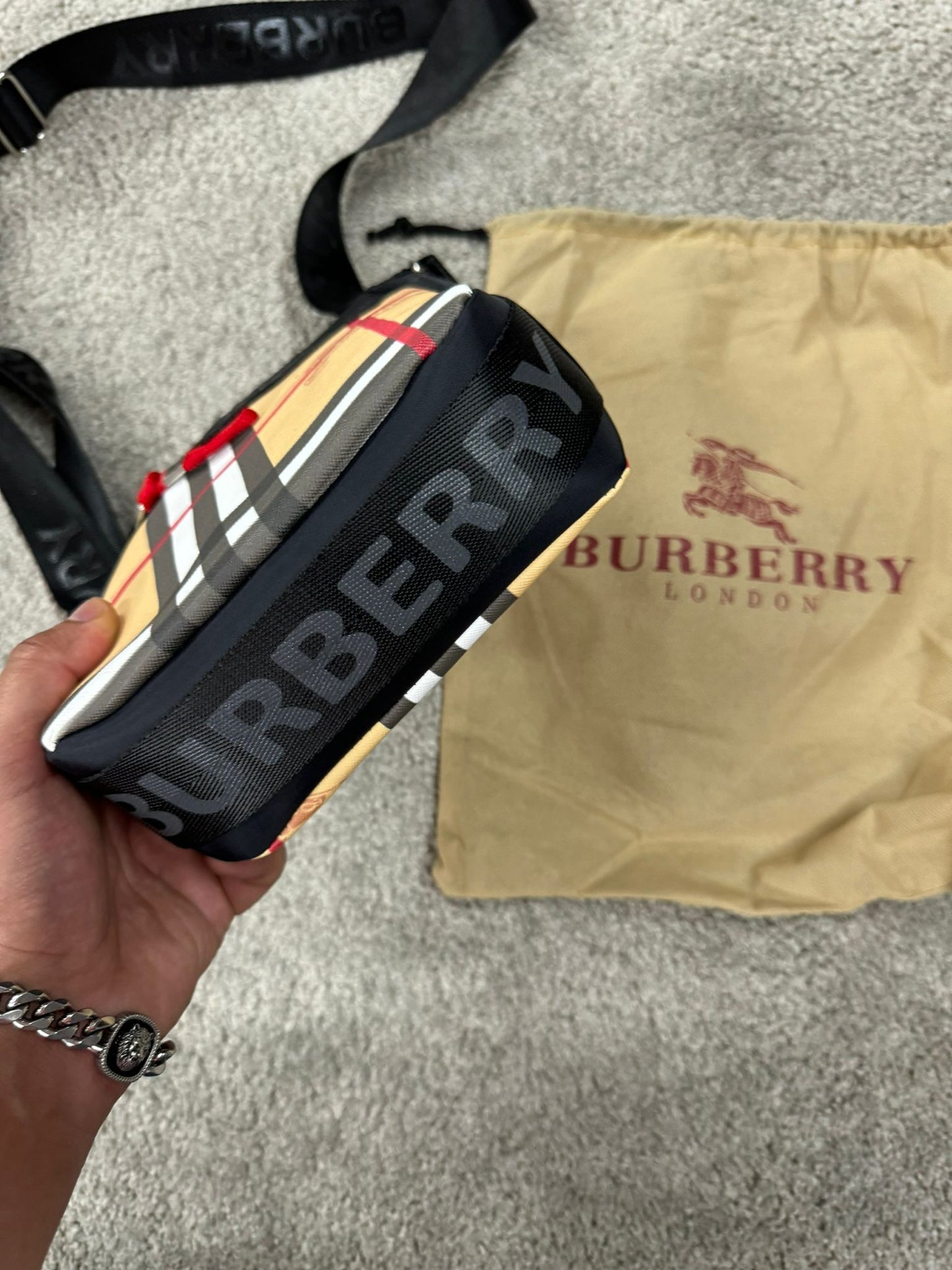 Bolso Burberry calidad G5